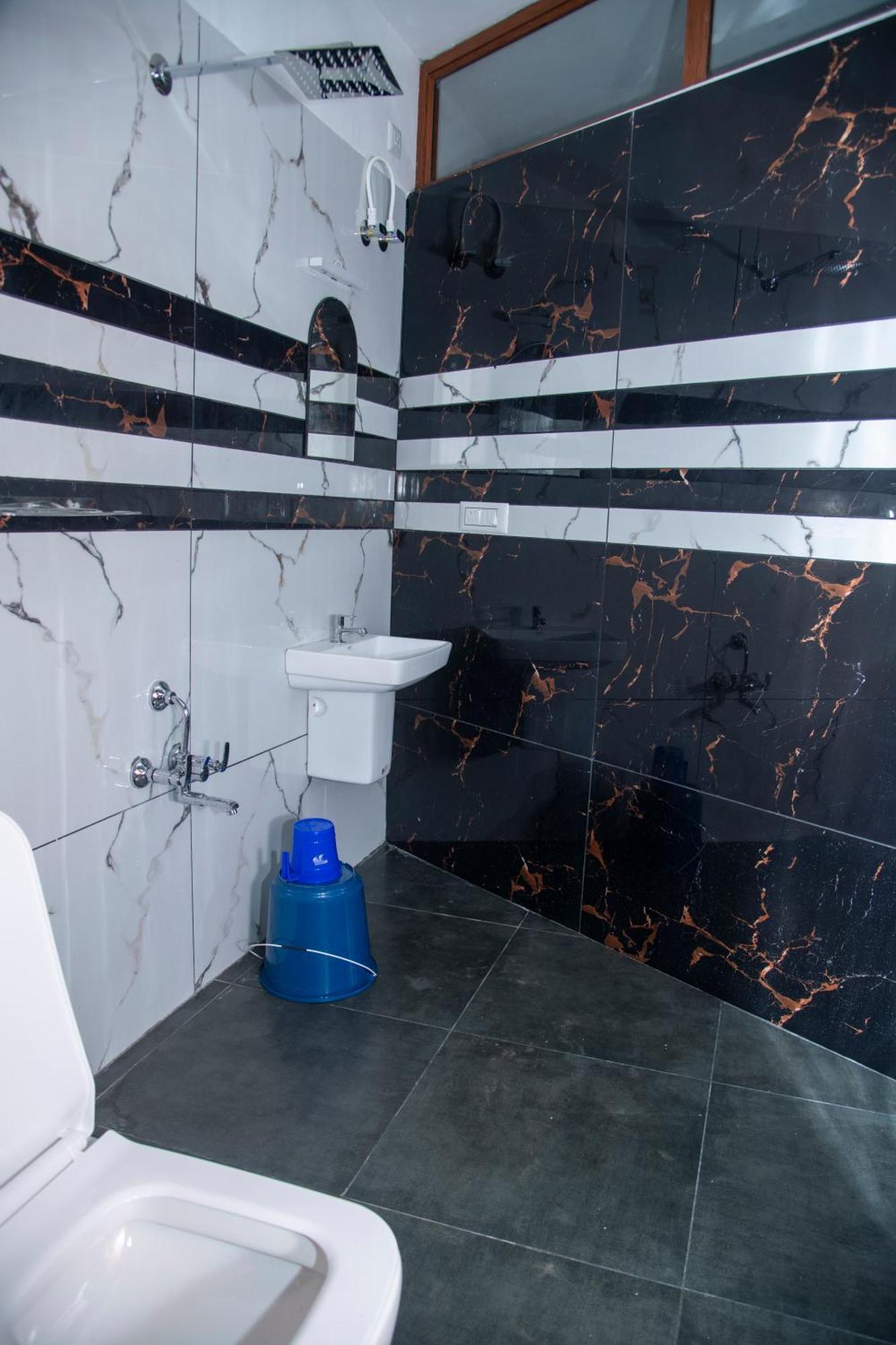 Pīrmed Eagle Heights Resort מראה חיצוני תמונה